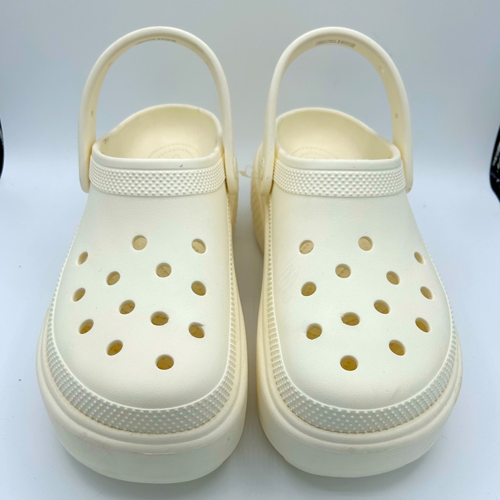 Crocs Bae Clog Platform White Men’s 10 / Women’s 12 NWOT streetwear festival fun